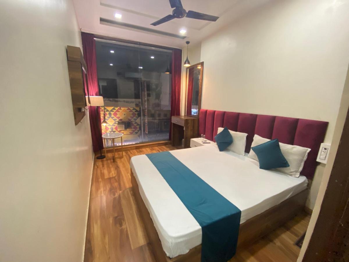 Hotel 56 - 200 Meter From Golden Temple Amritsar Exterior photo