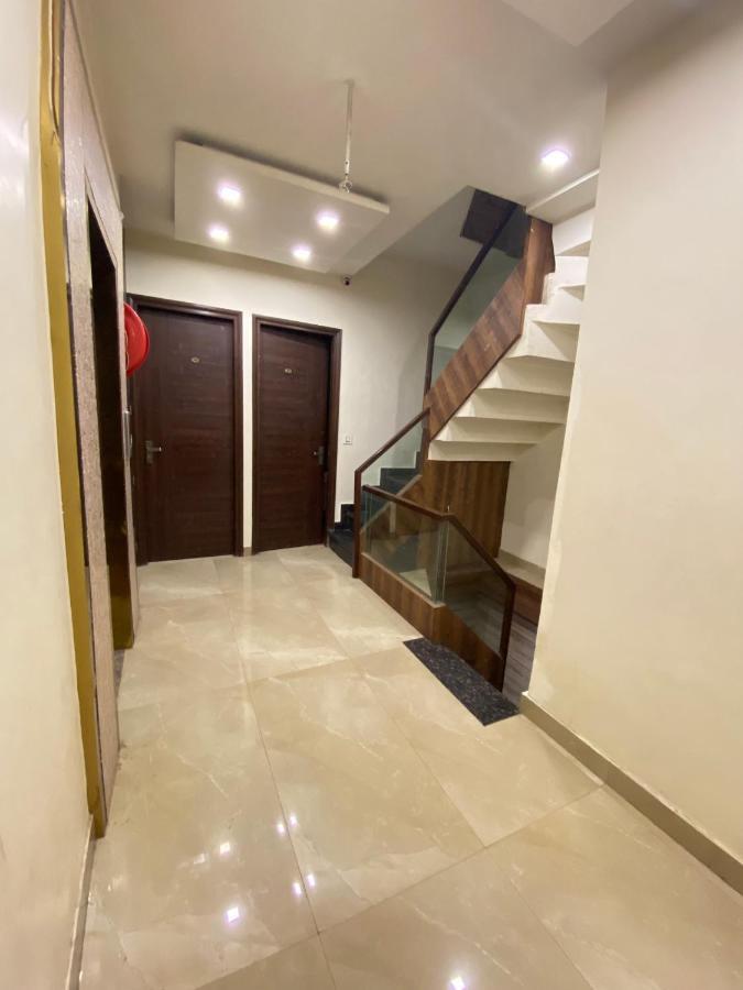 Hotel 56 - 200 Meter From Golden Temple Amritsar Exterior photo