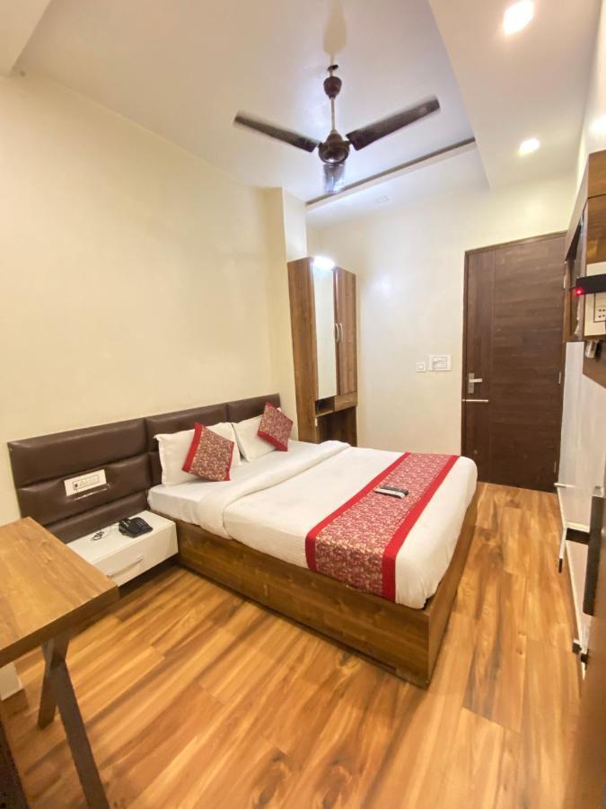 Hotel 56 - 200 Meter From Golden Temple Amritsar Exterior photo